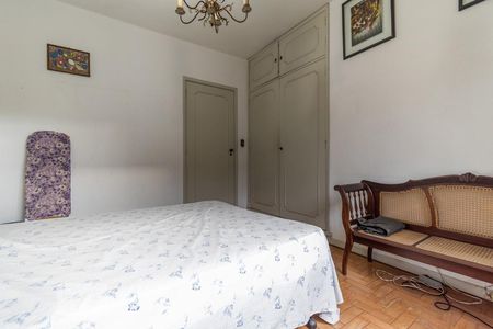 Casa para alugar com 306m², 4 quartos e 4 vagas Casa para alugar com 306m², 4 quartos e 4 vagasQuarto 1