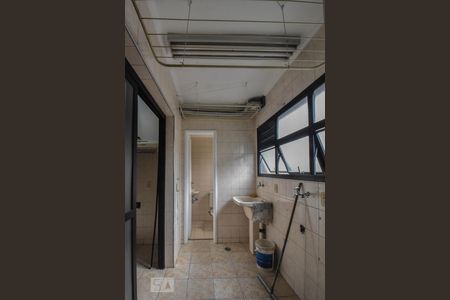 Apartamento à venda com 135m², 3 quartos e 2 vagasLavanderia