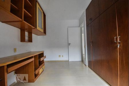 Apartamento à venda com 135m², 3 quartos e 2 vagasQuarto 03