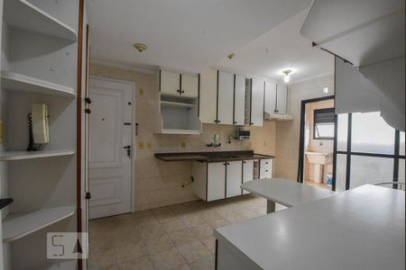 Apartamento à venda com 135m², 3 quartos e 2 vagasCozinha