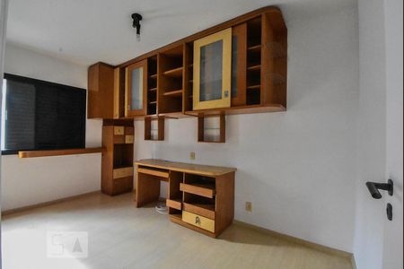 Apartamento à venda com 135m², 3 quartos e 2 vagasQuarto 03