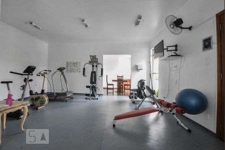 Apartamento à venda com 135m², 3 quartos e 2 vagasAcademia