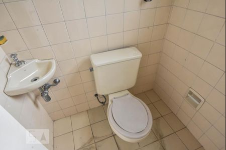 Apartamento à venda com 135m², 3 quartos e 2 vagasBanheiro de Serviço