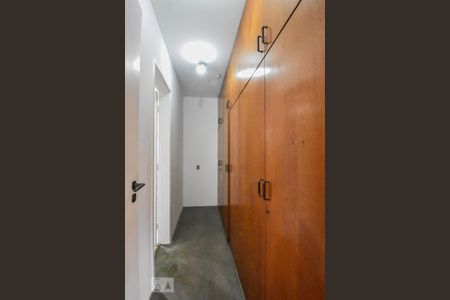 Apartamento à venda com 135m², 3 quartos e 2 vagasCloset