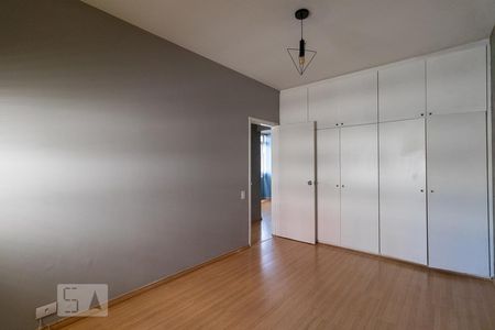 Quarto 1 de apartamento para alugar com 2 quartos, 82m² em Cerqueira César, São Paulo