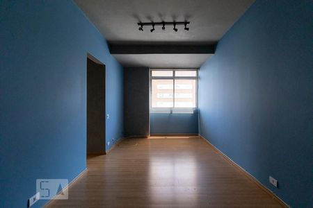 Sala de apartamento para alugar com 2 quartos, 82m² em Cerqueira César, São Paulo