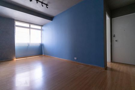 Sala de apartamento para alugar com 2 quartos, 82m² em Cerqueira César, São Paulo