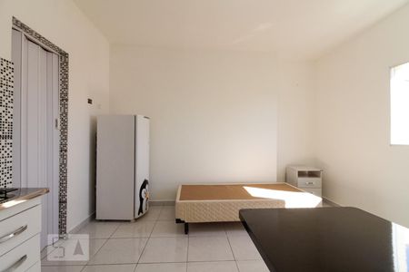 Quarto de kitnet/studio para alugar com 1 quarto, 18m² em Vila São Luís(zona Oeste), São Paulo