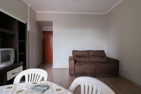 Sala de apartamento para alugar com 3 quartos, 76m² em Dom Cabral, Belo Horizonte
