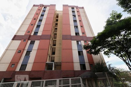 Apartamento para alugar com 76m², 3 quartos e 1 vagaFachada