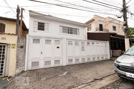Casa à venda com 280m², 4 quartos e 3 vagas Casa à venda com 280m², 4 quartos e 3 vagasFachada da Casa