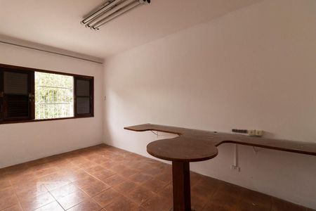 Casa à venda com 280m², 4 quartos e 3 vagas Casa à venda com 280m², 4 quartos e 3 vagasSuíte 2