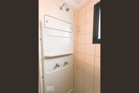 Apartamento à venda com 107m², 3 quartos e 2 vagasBanheiro da suíte 
