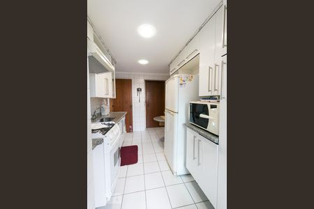 Apartamento à venda com 107m², 3 quartos e 2 vagasCozinha 