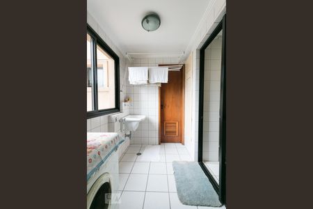 Apartamento à venda com 107m², 3 quartos e 2 vagasÁrea de serviço 