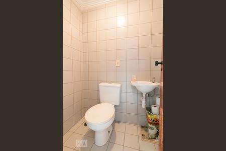 Apartamento à venda com 107m², 3 quartos e 2 vagasBanheiro de serviço 