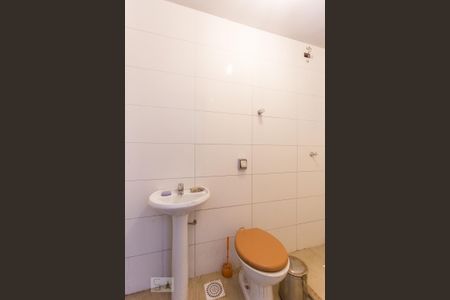 Banheiro de apartamento para alugar com 1 quarto, 80m² em Santana, Porto Alegre