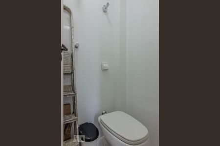 Apartamento para alugar com 100m², 3 quartos e 1 vaga Apartamento para alugar com 100m², 3 quartos e 1 vagaBanheiro Serviço