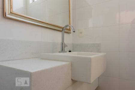 Apartamento para alugar com 100m², 3 quartos e 1 vaga Apartamento para alugar com 100m², 3 quartos e 1 vagaPia Banheiro Quarto 3 Suíte