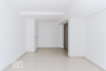 Apartamento à venda com 72m², 2 quartos e sem vagaPrimeiro dormitório