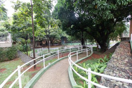 Apartamento à venda com 93m², 3 quartos e 2 vagas Apartamento à venda com 93m², 3 quartos e 2 vagasPista