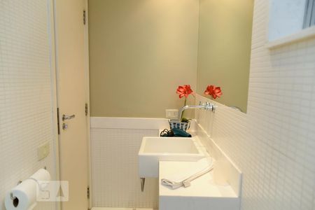 Apartamento para alugar com 80m², 2 quartos e 1 vaga Apartamento para alugar com 80m², 2 quartos e 1 vagaBanheiro Quarto 2 (suíte)