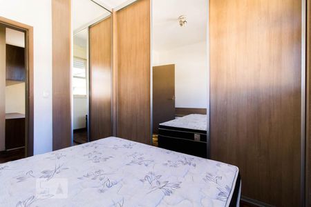 Quarto de apartamento à venda com 1 quarto, 41m² em Camaquã, Porto Alegre