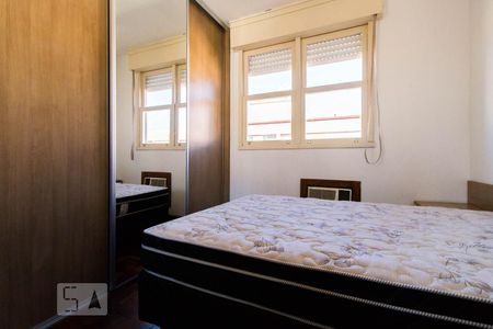 Quarto de apartamento à venda com 1 quarto, 41m² em Camaquã, Porto Alegre