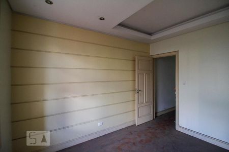 Casa à venda com 200m², 3 quartos e sem vaga Casa à venda com 200m², 3 quartos e sem vagaQuarto 3