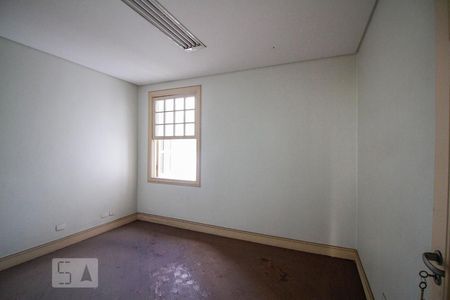 Casa à venda com 200m², 3 quartos e sem vaga Casa à venda com 200m², 3 quartos e sem vagaQuarto