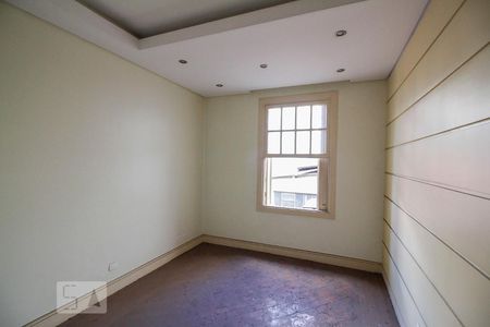 Casa à venda com 200m², 3 quartos e sem vaga Casa à venda com 200m², 3 quartos e sem vagaQuarto 3