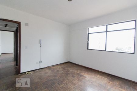 Sala de apartamento para alugar com 2 quartos, 50m² em Centro, Curitiba