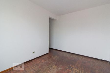 Quarto 1 de apartamento para alugar com 2 quartos, 50m² em Centro, Curitiba