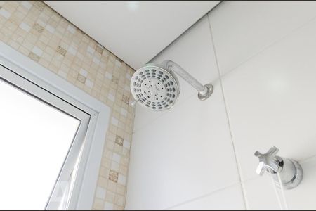 Apartamento à venda com 69m², 2 quartos e 1 vaga Apartamento à venda com 69m², 2 quartos e 1 vagaChuveiro