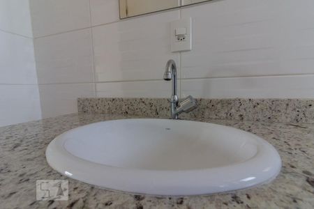 Pia de apartamento para alugar com 3 quartos, 90m² em Vila Pinheirinho, Santo André