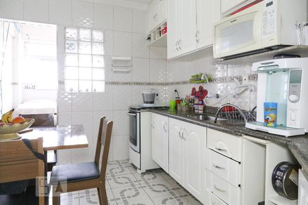 Apartamento à venda com 64m², 2 quartos e 1 vagaCozinha