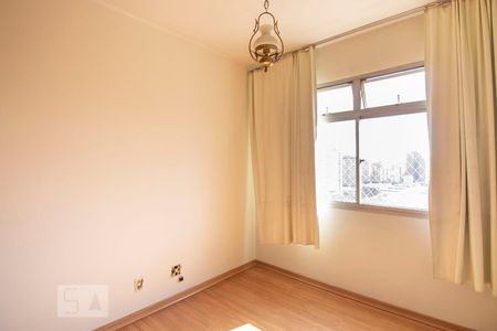Quarto  01 de apartamento à venda com 2 quartos, 85m² em Lourdes, Belo Horizonte