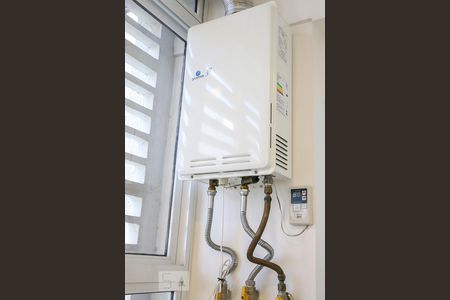 Apartamento à venda com 300m², 4 quartos e 2 vagas Apartamento à venda com 300m², 4 quartos e 2 vagasÁrea de serviço