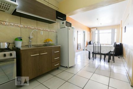 Cozinha de apartamento à venda com 2 quartos, 56m² em Centro Histórico, Porto Alegre