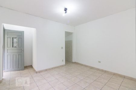 Sala de casa para alugar com 1 quarto, 45m² em Parque Peruche, São Paulo