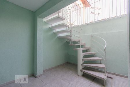 Casa para alugar com 100m², 3 quartos e 1 vagaQuintal