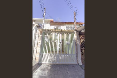 Casa para alugar com 100m², 3 quartos e 1 vagaFachada
