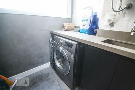 Apartamento à venda com 68m², 2 quartos e 1 vagaÁrea de Serviço