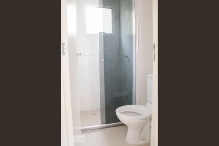 Banheiro de apartamento para alugar com 3 quartos, 55m² em Igara, Canoas