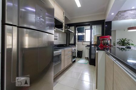 Apartamento à venda com 83m², 3 quartos e 2 vagasCozinha 