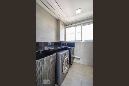 Apartamento à venda com 138m², 3 quartos e 2 vagas Apartamento à venda com 138m², 3 quartos e 2 vagasÁrea de Serviço