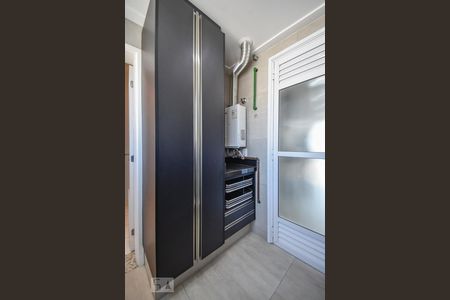 Apartamento à venda com 138m², 3 quartos e 2 vagas Apartamento à venda com 138m², 3 quartos e 2 vagasÁrea de Serviço