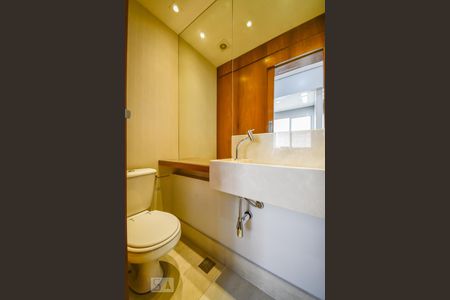 Apartamento à venda com 138m², 3 quartos e 2 vagas Apartamento à venda com 138m², 3 quartos e 2 vagasLavabo