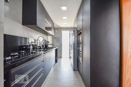 Apartamento à venda com 138m², 3 quartos e 2 vagas Apartamento à venda com 138m², 3 quartos e 2 vagasCozinha