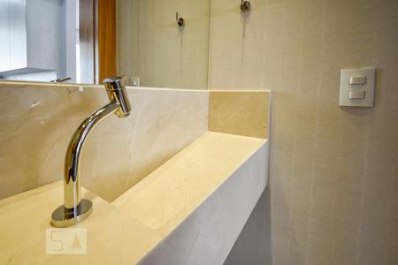 Apartamento à venda com 138m², 3 quartos e 2 vagas Apartamento à venda com 138m², 3 quartos e 2 vagasLavabo